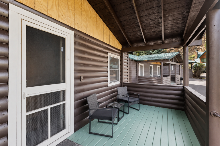 cabin 3 deck clean